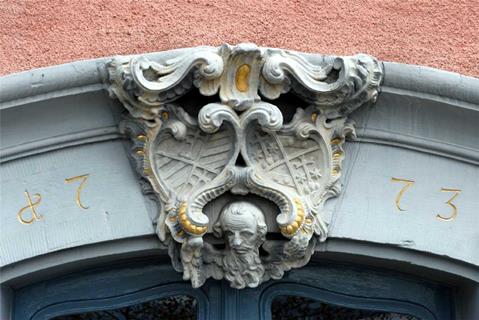 White Pediment jigsaw puzzle